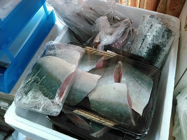 冷凍 天然ヒラマサの切り身 １切れ 冷凍品ですよ 会員制 魚の宅配サービス