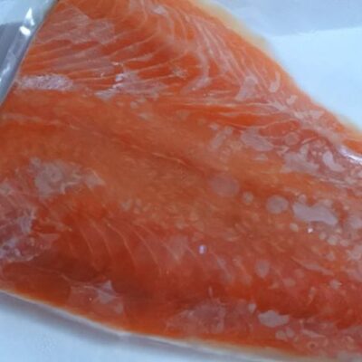 サーモンブロック（下部）