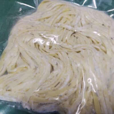 あかもくうどん