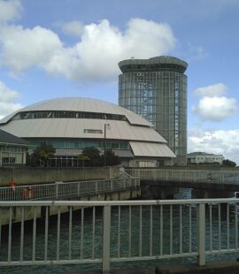 夢みなとタワー