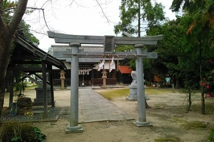 白尾神社