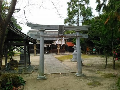 白尾神社