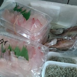 宅配サービス荷作り