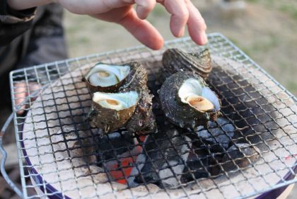 サザエ BBQ 炭火焼き