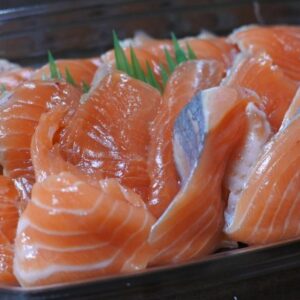 境港サーモンのお刺身