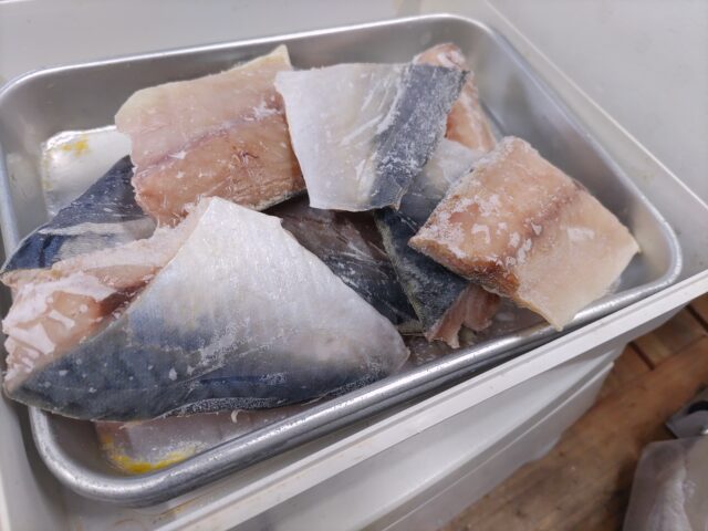 切り身　マサバ　フィレ　）　／　）【冷凍】境港産　（　500g　（　サバ　かやの鮮魚店