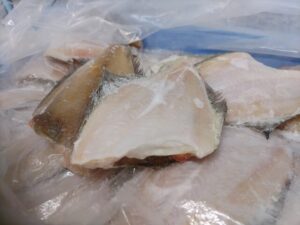 エテカレイ　ドレス